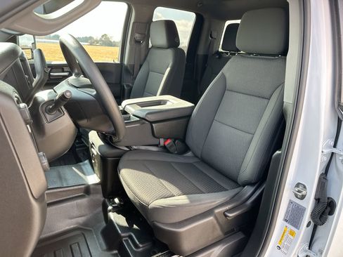 Used 2024 Chevrolet Silverado 2500 W/T w/ WT Convenience Package image 11