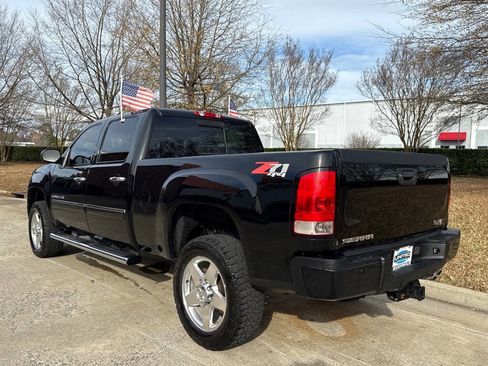 Used 2014 GMC Sierra 2500 Denali image 6