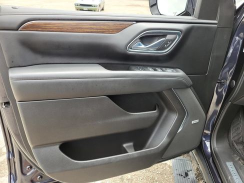 Used 2023 Chevrolet Tahoe High Country AWD/4WD image 17