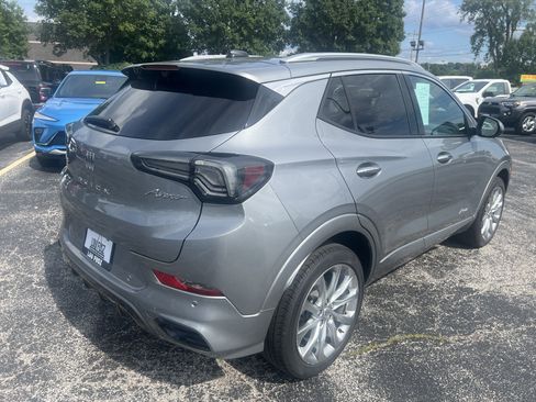Used 2024 Buick Encore GX Avenir w/ Avenir Technology Package AWD/4WD image 7