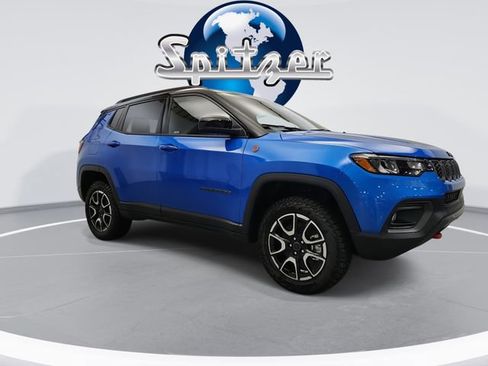 New 2026 Jeep Compass Trailhawk image 3