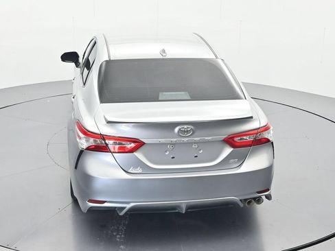 Used 2020 Toyota Camry SE w/ Convenience Package FWD image 33