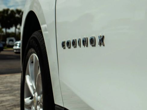 Used 2020 Chevrolet Equinox LS FWD image 9