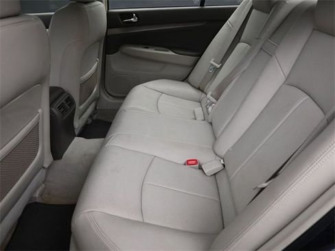 Used 2013 INFINITI G37 Journey w/ Premium Pkg image 30