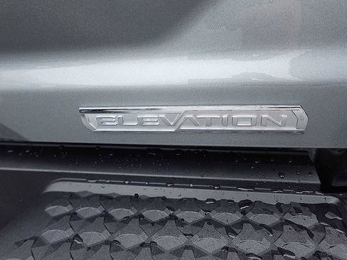 New 2026 GMC Canyon Elevation w/ Convenience Package image 10