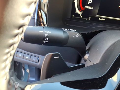 New 2026 Nissan Pathfinder Platinum image 19