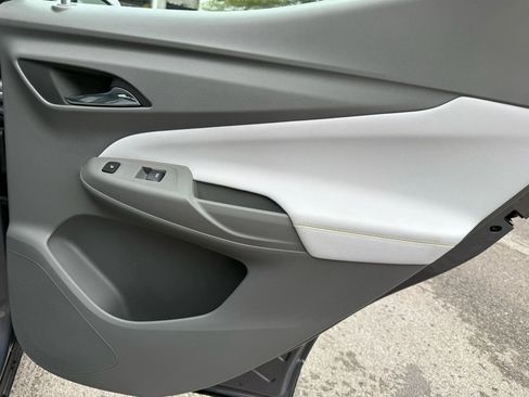 Used 2023 Chevrolet Bolt EUV Premier w/ Sun & Sound Package image 29