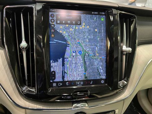 Used 2023 Volvo XC60 T8 Ultimate w/ Climate Package image 15