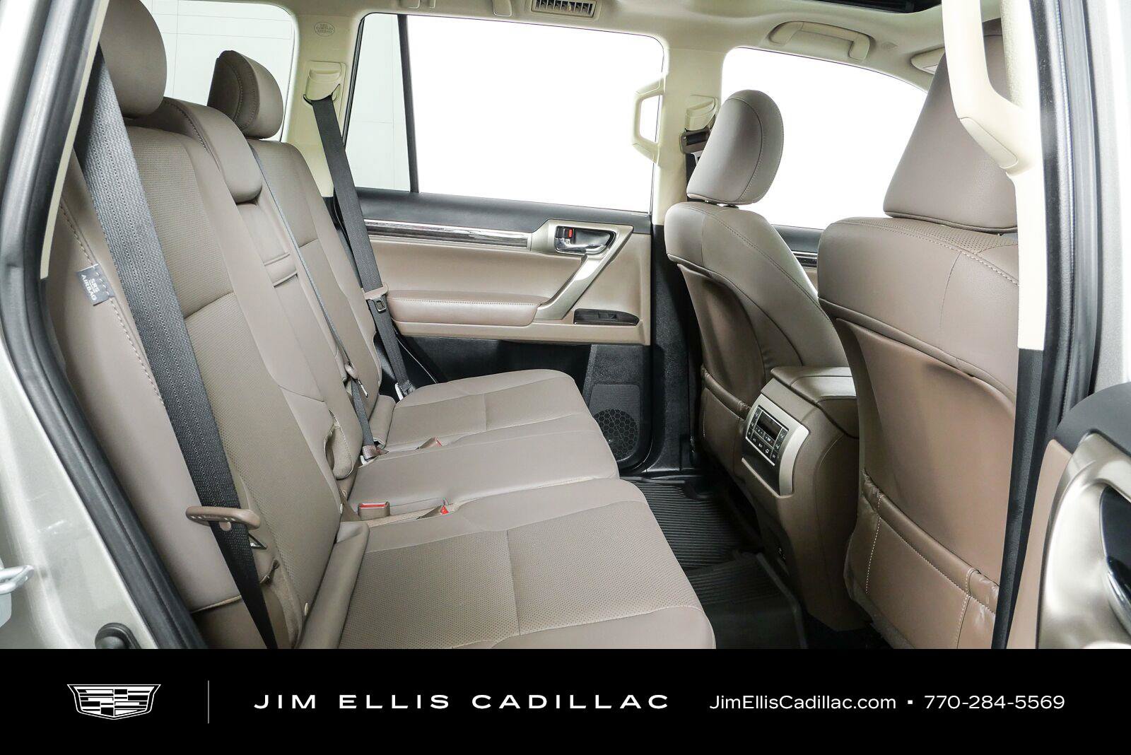 Used 2021 Lexus GX 460 Premium w/ Premium Package AWD/4WD image 21