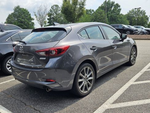 Used 2018 MAZDA MAZDA3 Grand Touring FWD image 4