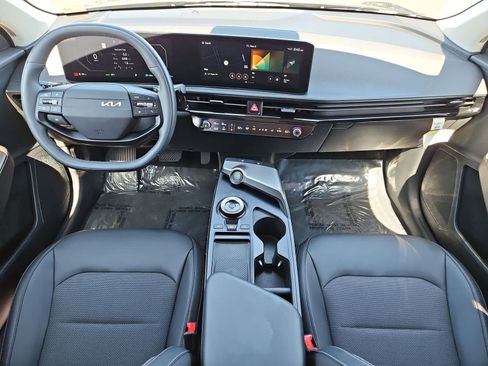 Used 2025 Kia EV6 Light w/ Light LR Technology Package RWD image 14