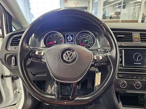 Used 2019 Volkswagen Golf S FWD image 16