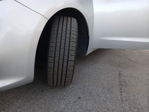 Used 2015 Kia Forte Koup EX w/ EX Premium Package image 19