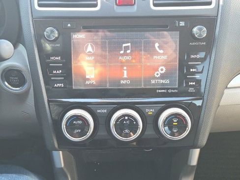 Used 2016 Subaru Forester 2.5i Touring w/ Eyesight & Navigation System image 32