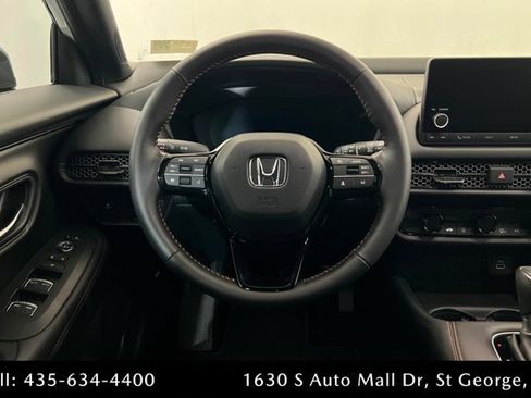 Used 2025 Honda HR-V Sport image 12