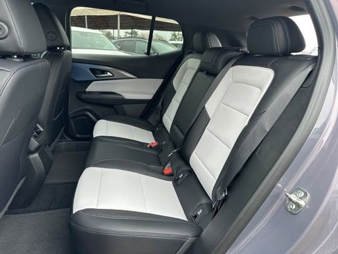 New 2026 Chevrolet Equinox EV LT image 10