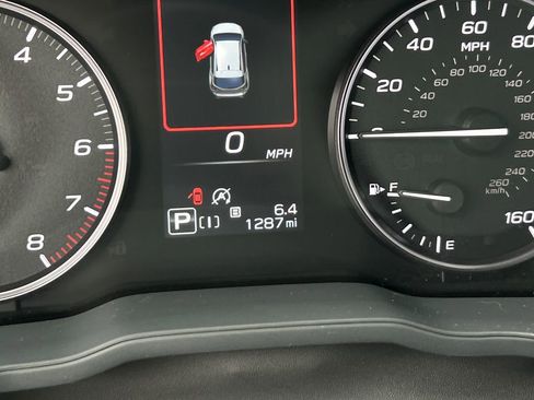 Certified 2025 Subaru Crosstrek 2.5i Limited w/ Crosstrek Mirror Package image 30