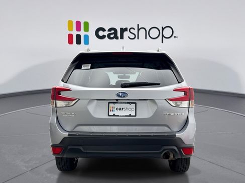 Used 2022 Subaru Forester Premium w/ Popular Package #1 AWD/4WD image 4