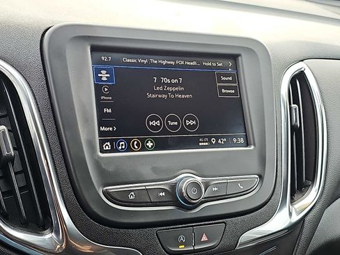 Used 2024 Chevrolet Equinox LT image 17