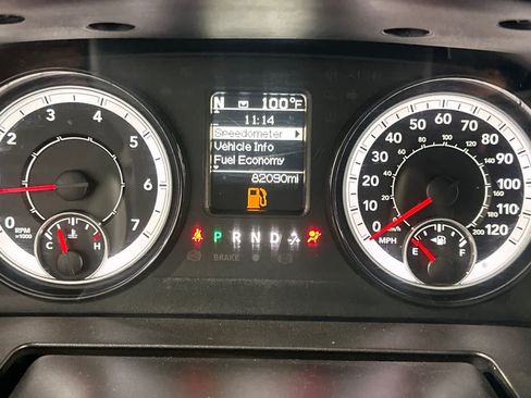 Used 2021 RAM 1500 Classic SLT AWD/4WD image 25