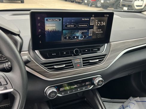 Certified 2025 Nissan Altima 2.5 SV w/ SV Special Edition Package FWD image 14