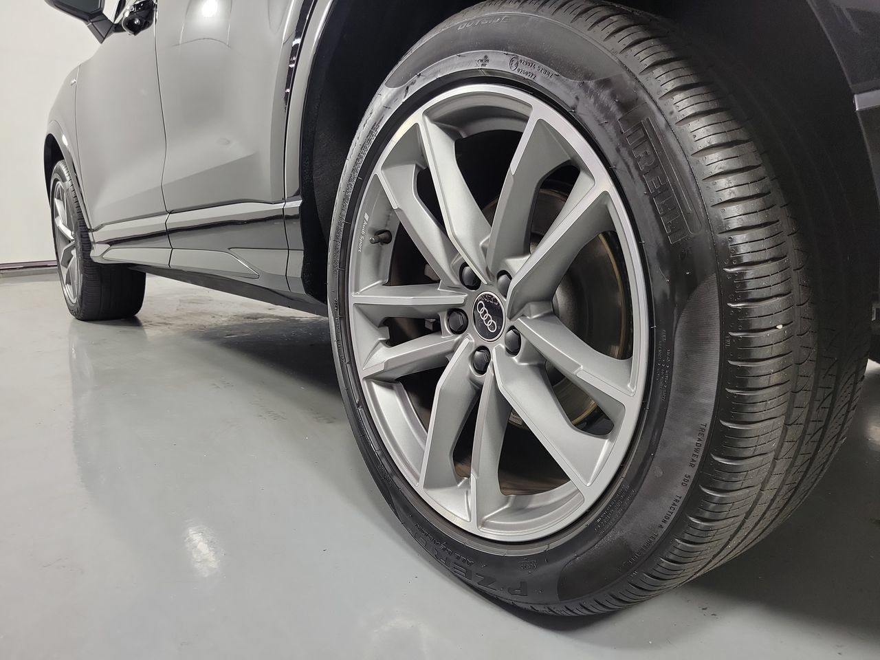 Used 2024 Audi Q3 2.0T Premium AWD/4WD image 10