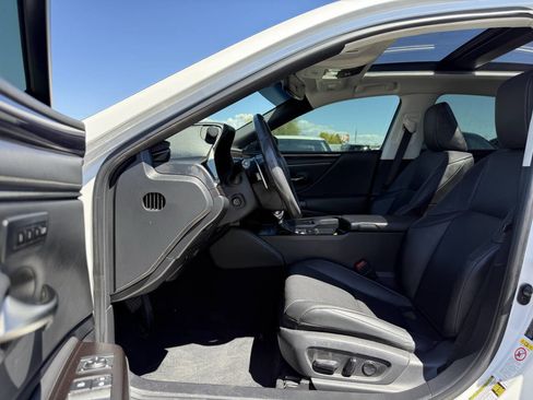 Used 2019 Lexus ES 350 image 33