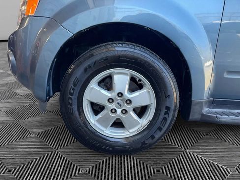 Used 2012 Ford Escape XLT image 16
