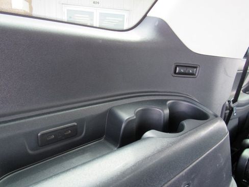 Used 2025 Ford Expedition Active AWD/4WD image 45