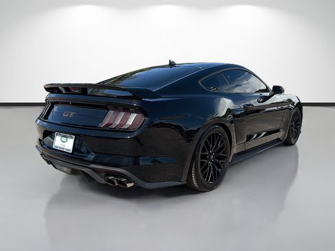 Used 2021 Ford Mustang GT Premium w/ GT Performance Package RWD image 5