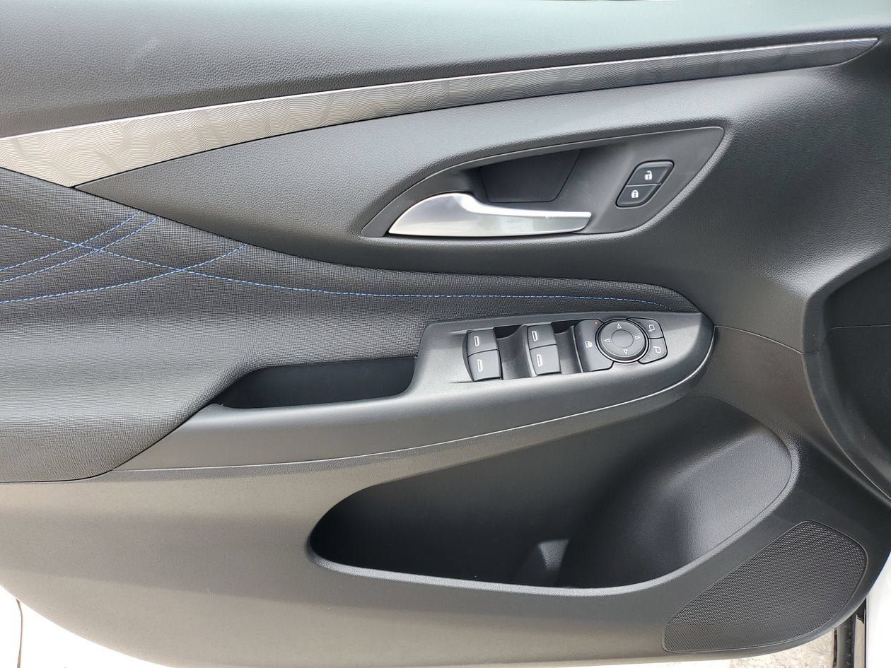 New 2026 Buick Envista Sport Touring w/ Convenience I Package FWD image 16