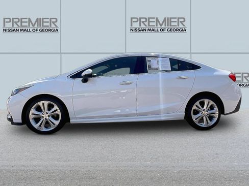 Used 2016 Chevrolet Cruze Premier FWD image 4