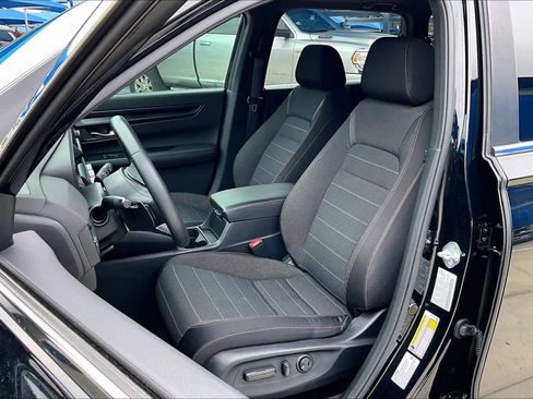 Used 2024 Honda CR-V Sport image 8