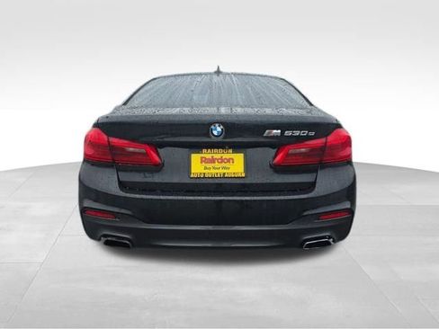 Used 2018 BMW 530e 530e iPerformance image 9