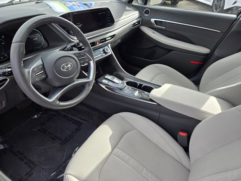 Used 2023 Hyundai Sonata Limited image 18
