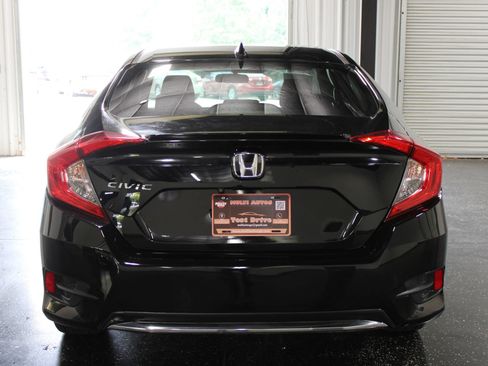 Used 2019 Honda Civic EX image 3