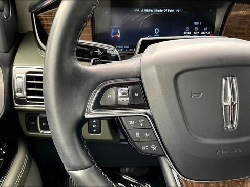 Used 2022 Lincoln Navigator Black Label AWD/4WD image 11
