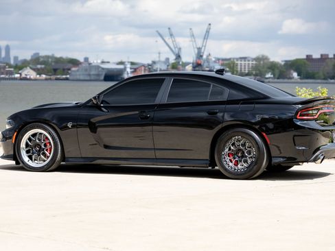 Used 2016 Dodge Charger SRT Hellcat w/ Harman/Kardon Audio Group RWD image 14