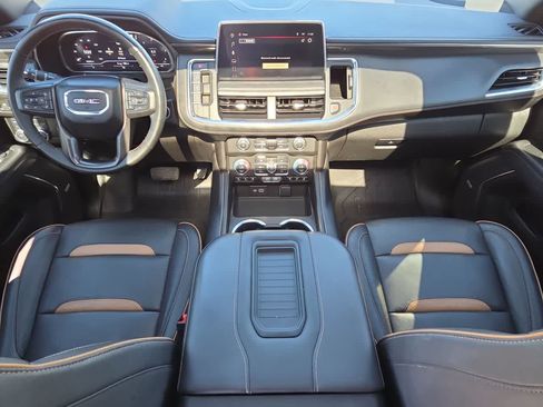 Used 2023 GMC Yukon AT4 w/ Technology Package image 14
