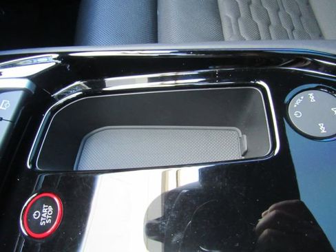 Used 2024 Audi e-tron GT Premium Plus w/ Executive Package image 46