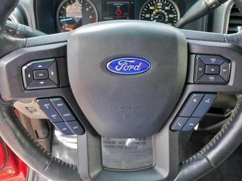 Used 2020 Ford F150 XLT w/ Equipment Group 302A Luxury AWD/4WD image 24