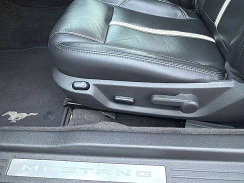 Used 2013 Ford Mustang GT Premium w/ Comfort Pkg image 21