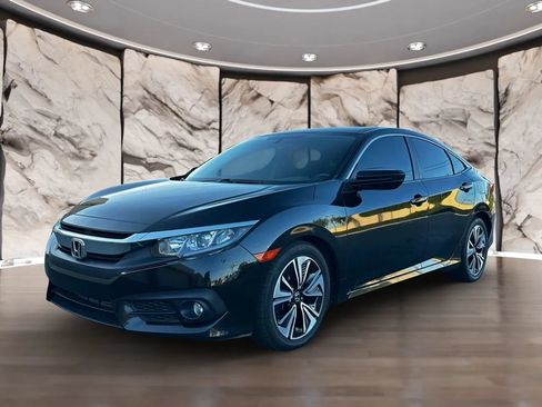 Used 2018 Honda Civic EX-T image 4