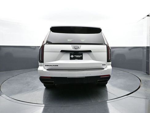 Used 2025 Cadillac Escalade Sport Platinum w/ LPO, ONYX Package AWD/4WD image 9