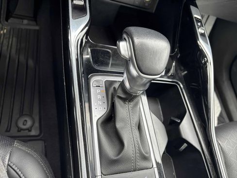 Used 2023 Kia Sorento SX image 25