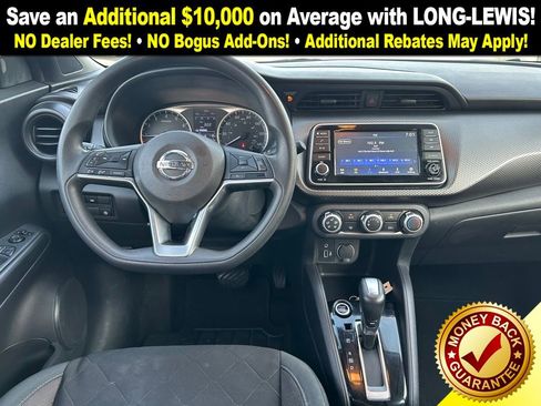 Used 2020 Nissan Kicks S image 20