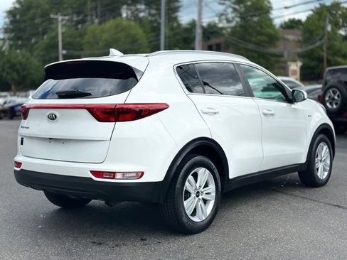Used 2018 Kia Sportage LX w/ LX Popular Package AWD/4WD image 6