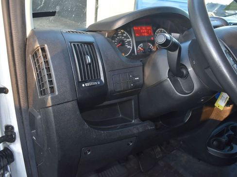 Used 2020 RAM ProMaster 1500 image 17