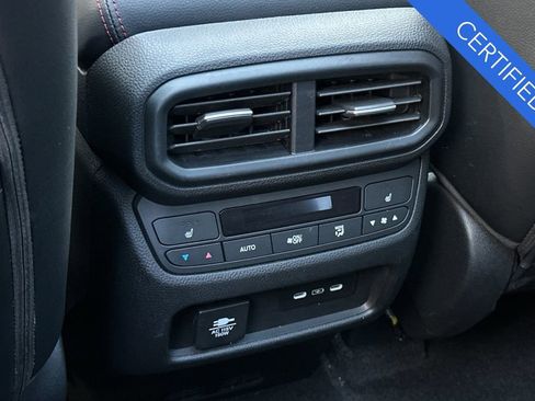 Certified 2025 Honda Pilot Black Edition image 14