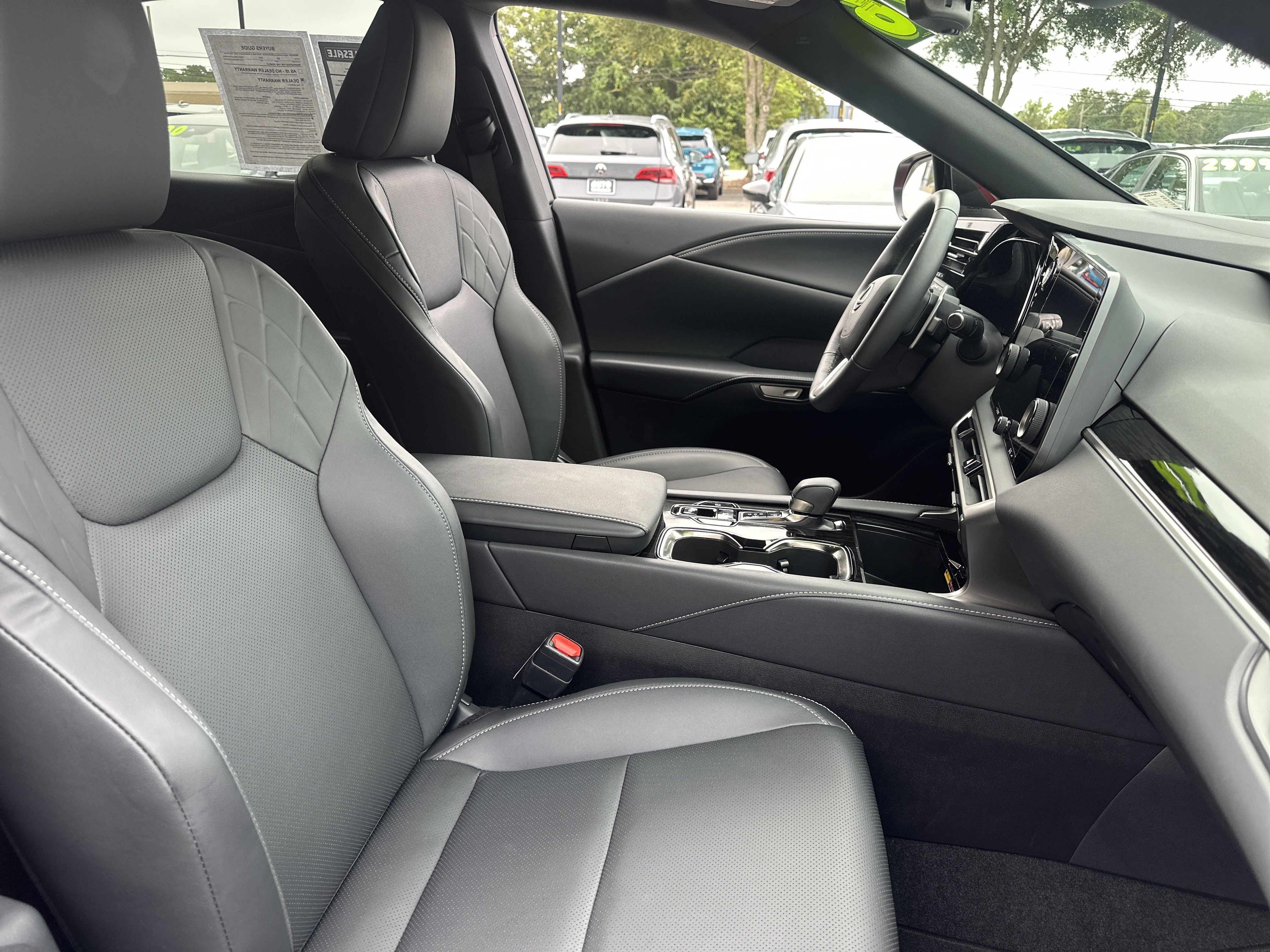 Used 2026 Lexus RX 350 FWD w/ Accessory Package (K3) image 14
